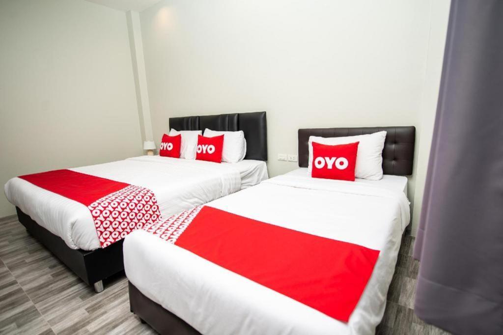 Отель Oyo 259 Baan Napatr Пляж Банг Тао Экстерьер фото