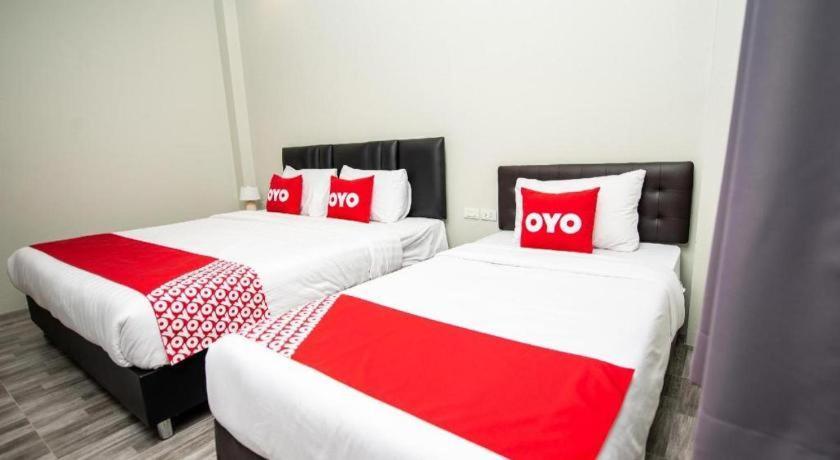 Отель Oyo 259 Baan Napatr Пляж Банг Тао Экстерьер фото